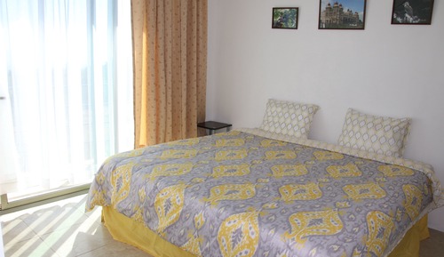 Classic Condo, Multiple Beds, Non Smoking, Valley View