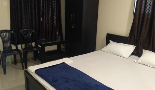 Standard Room (Non AC)