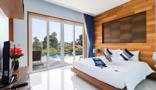 Luxury Pool Villa with Sea View 