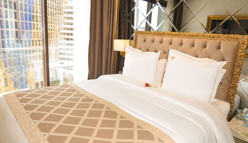 Classic Junior Suite King Bed