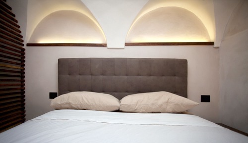 Deluxe Suite, 1 King Bed with Sofa bed, Non Smoking