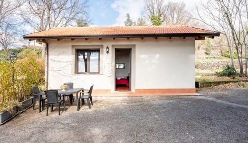 Studio, Garden View