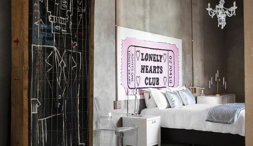 Luxury Studio, 1 Queen Bed, Kitchen, City View