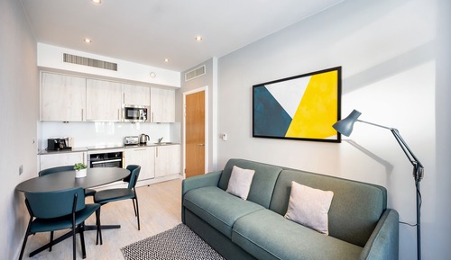 Apartment (Sleeps 4)
