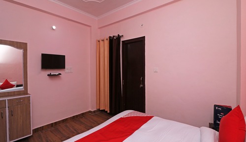 Deluxe Double or Twin Room, 1 King Bed
