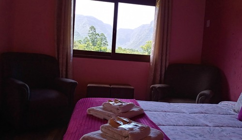 Superior Chalet, 2 Bedrooms, Mountain View