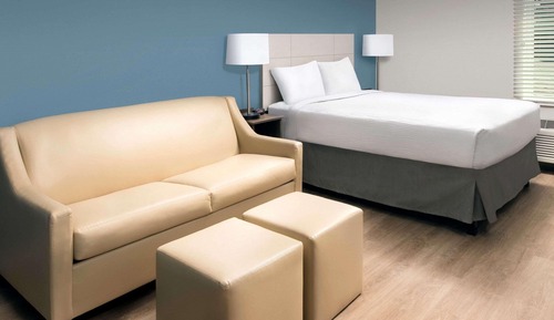 Room, 1 Queen Bed, Accessible, Non Smoking (Bathtub)
