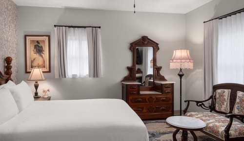 Honeymoon Suite, 1 King Bed