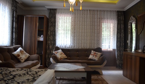 Family Room, Balcony