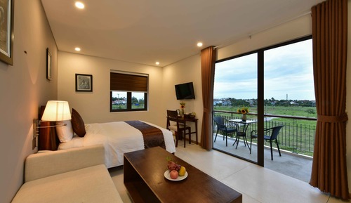 Deluxe Double Room River View