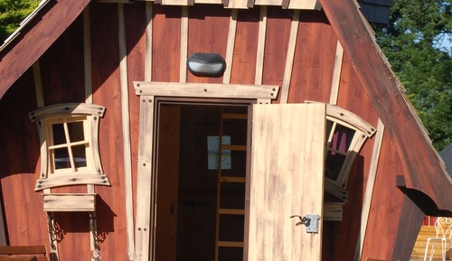 Cabin (Fairy & Elf)