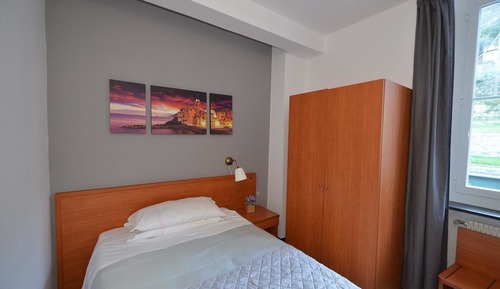 Deluxe Single Room
