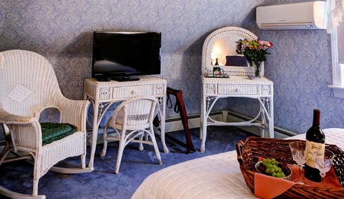 Deluxe Room, 1 Queen Bed, Non Smoking