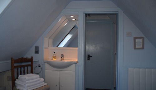 Twin Room, Shared Bathroom