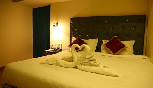 Deluxe Room AC