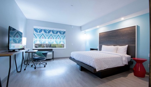 Room, 1 King Bed, Accessible (Hearing)