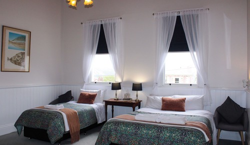 Deluxe Twin Room - Room 8