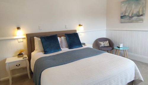 Deluxe Queen Room - Room 7
