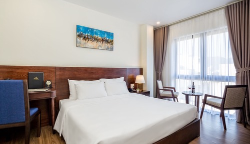 Premium Double Room, City View
