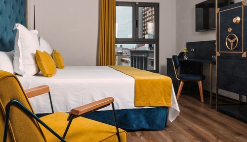 Deluxe Twin Room (1adult+1child)