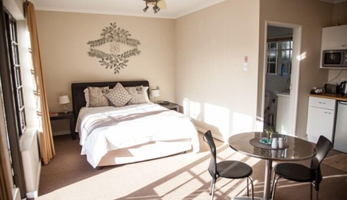 Suite, Multiple Beds, Pool View