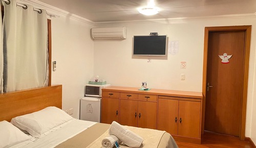 Room (Amplo)