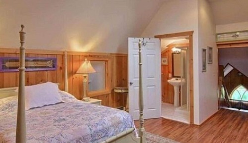 Grand Room, 1 Queen Bed