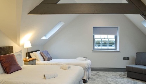 Luxury Apartment, 3 Bedrooms, Sea View