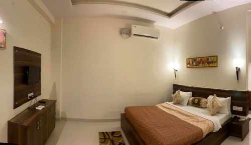 Super Deluxe Room