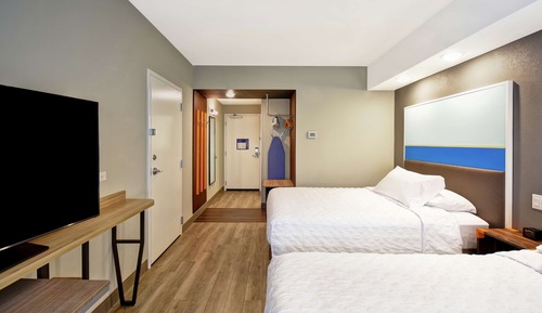 Room, 2 Queen Beds