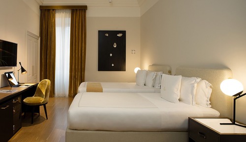 Triple Luxury Room