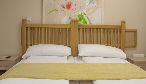 Deluxe Studio, 1 Queen Bed