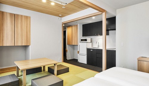 Connecting Japanese Apartment