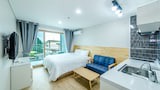 Deluxe Room (B)