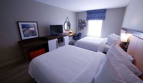 Room, 2 Queen Beds, Accessible (Hearing)