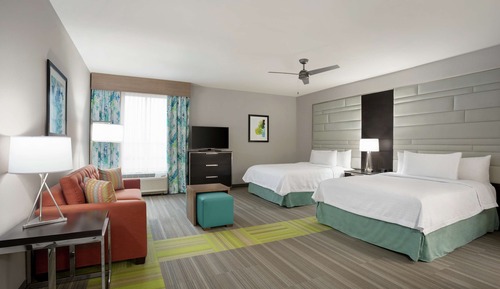 Studio, 2 Queen Beds, Accessible, Bathtub