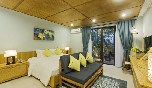 Super Deluxe Room