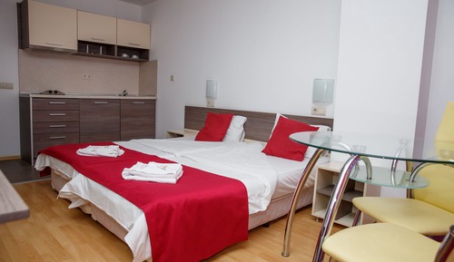Studio, 2 Twin Beds