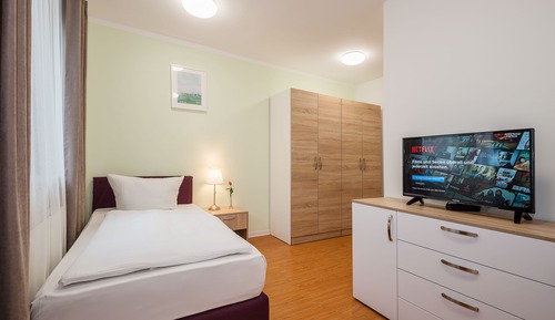 Standard Single Room (2)