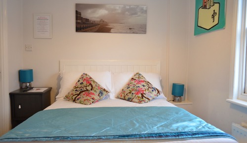 Small Double Room, 1 Double Bed, Ensuite, Third Floor 