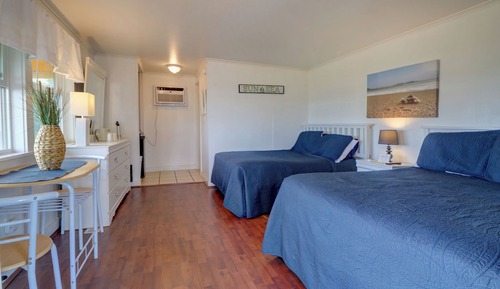 Double Room, 2 Double Beds, Beachfront