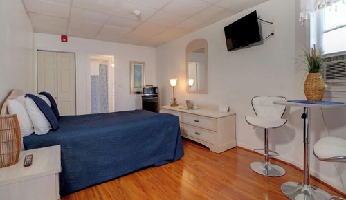 Basic Studio, 1 Double Bed