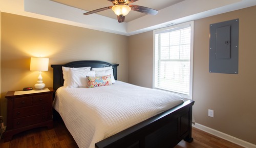 Standard Room, 1 Queen Bed with Sofa bed, Non Smoking (Golden Pines, 4 Person Villa)