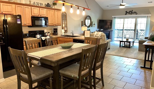 Condo, 3 Bedrooms