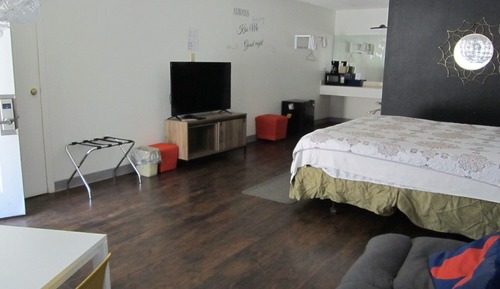 Standard Single Room, 1 King Bed