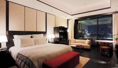Superior Room, 1 King Bed, City View