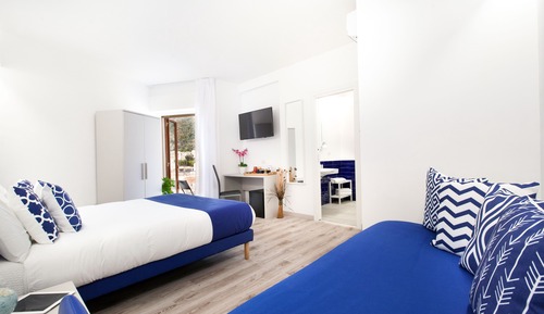 Junior Triple Room