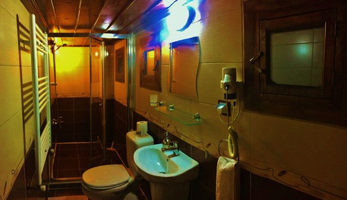 Economy Twin Room