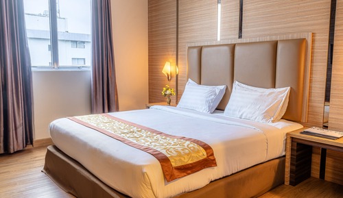 Grand Superior Room