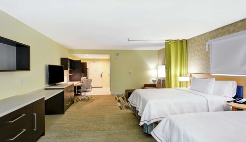 Studio, 2 Queen Beds, Accessible, Bathtub